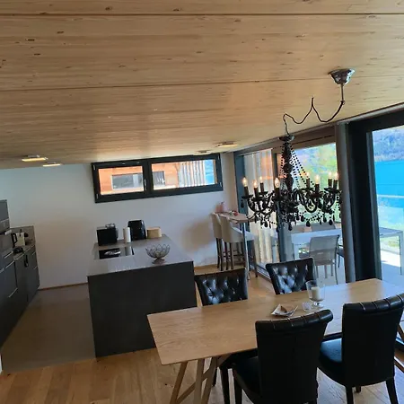Lina Luxury Living View Near Interlaken شقة